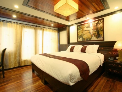 du-thuyen-indochina-sails-suite-cabin